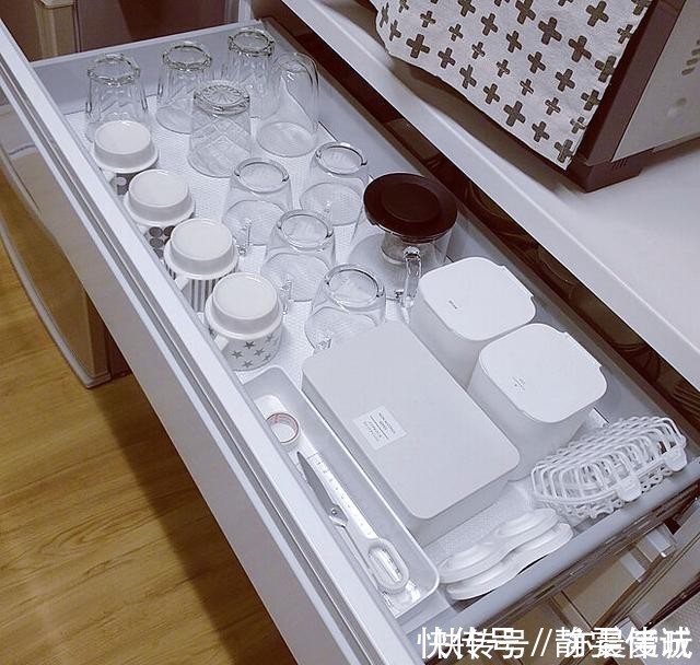 物品|日本收纳达人的家，物品摆放井井有条，吸引众多人前来学习，佩服