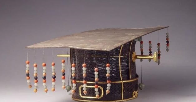 袁世凯|袁世凯称帝祭天,为何没戴冕冠,1000多万的帽子,舍不得买