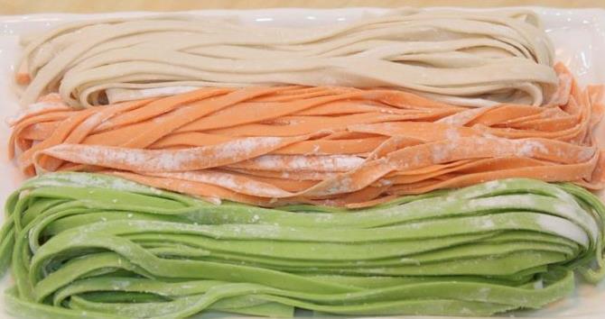 甲醛面条|医生提醒：别再吃此面条了，会损害身体健康，最好一口也别吃