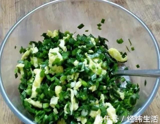 建议大家：包韭菜饺子，记住“3不放”，难怪没有饭店的好吃