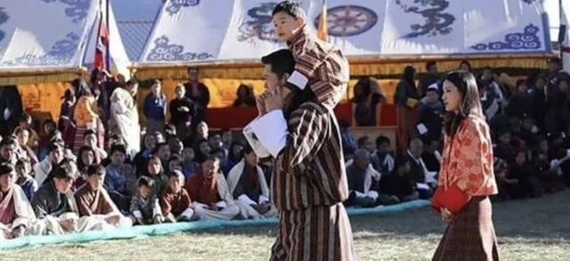 新娘|神秘不丹王室最帅国王迎娶平民新娘,7岁时一见钟情……