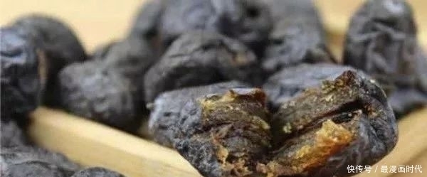 子宫光滑的女人,一般爱吃4种食物,若你也喜欢,子宫应该也不错