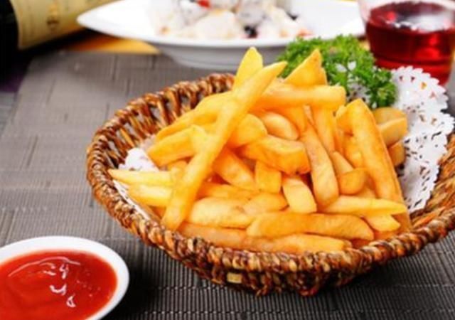 孩子|这些零食就算扔了也别给孩子吃,你家还有吗