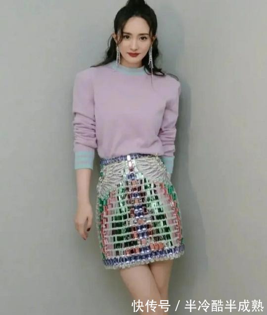细长腿|杨幂的身材确实不错,穿搭更是扬长避短,凸显漫画腰和细长腿