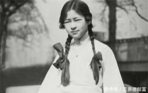 儿子高考差2分落榜清华,母亲不信要求复查,卷上11字让她清醒