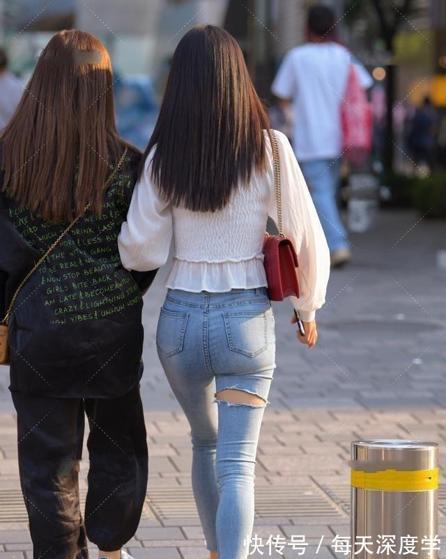 九分裤 打底裤穿出时髦帅气气质，出街凹造型必备，显得时尚潮流范十足！