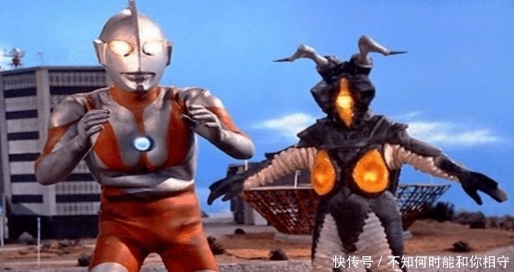 初稿|奥特曼中谁最丑?看了迪迦和奥特之父初稿形象,你会喜欢上哈奴曼!