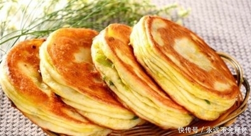 花生油|馒头吃多了想换口味,教你做咸香酥脆的油饼,喷香好吃,越吃越爱