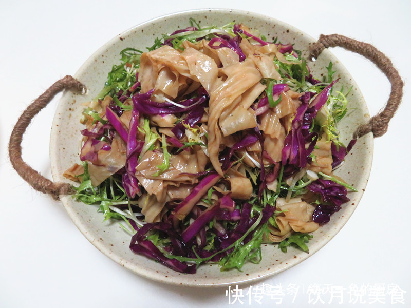 过年吃腻了大餐，在家自己准备了3道家常菜，女儿说这样吃舒服！