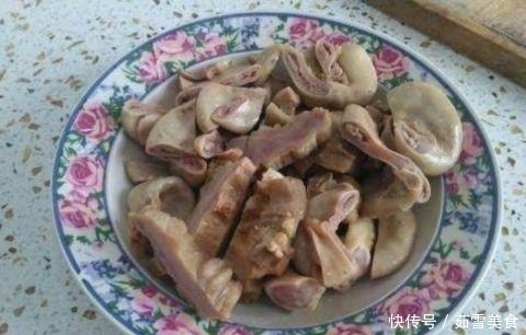 子宫做|吃饭时 遇到这个菜只能吃不能问 要不然会很丢人