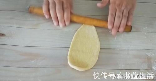 面包|教你面包最简单的做法,不用烤箱不用蒸,暄软拉丝,再也不用买了