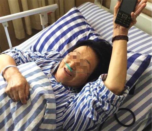 流产|55岁婆婆怀孕,儿子女儿都劝她流产,孩子生下来儿媳却乐了