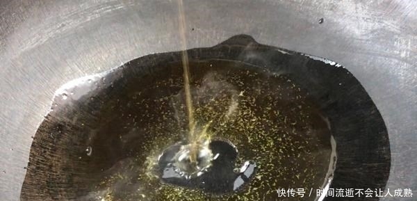 秘诀|做好水煮肉片,掌握这秘诀就够了!肉片滑嫩到筷子都夹不住过瘾