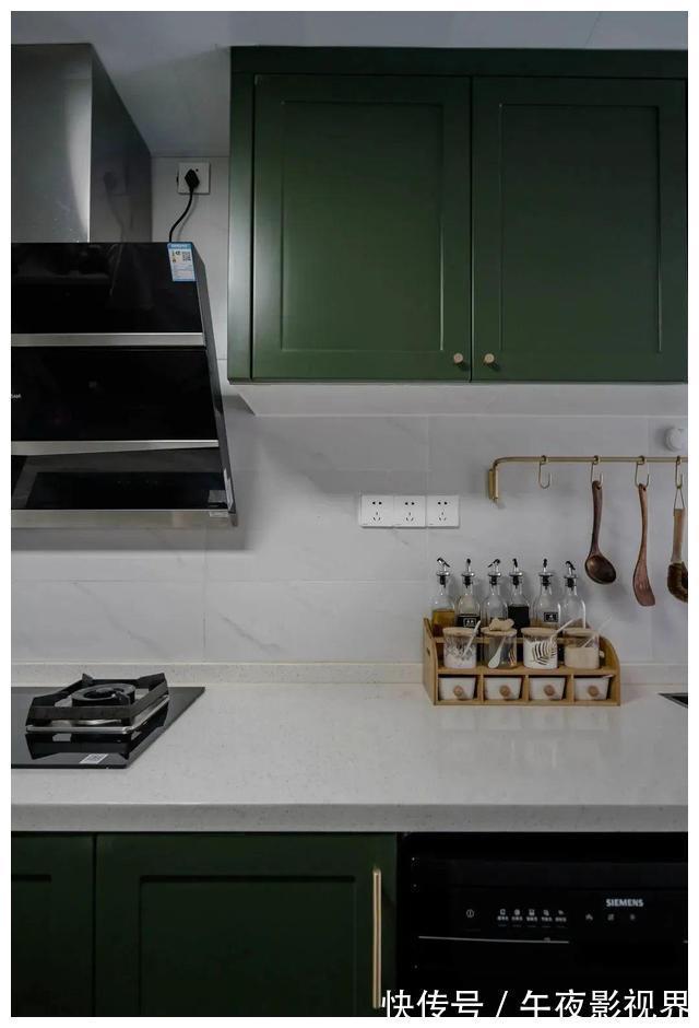 客厅|85㎡复古两居室，文艺气息浓厚，放眼望去家里全是美景！