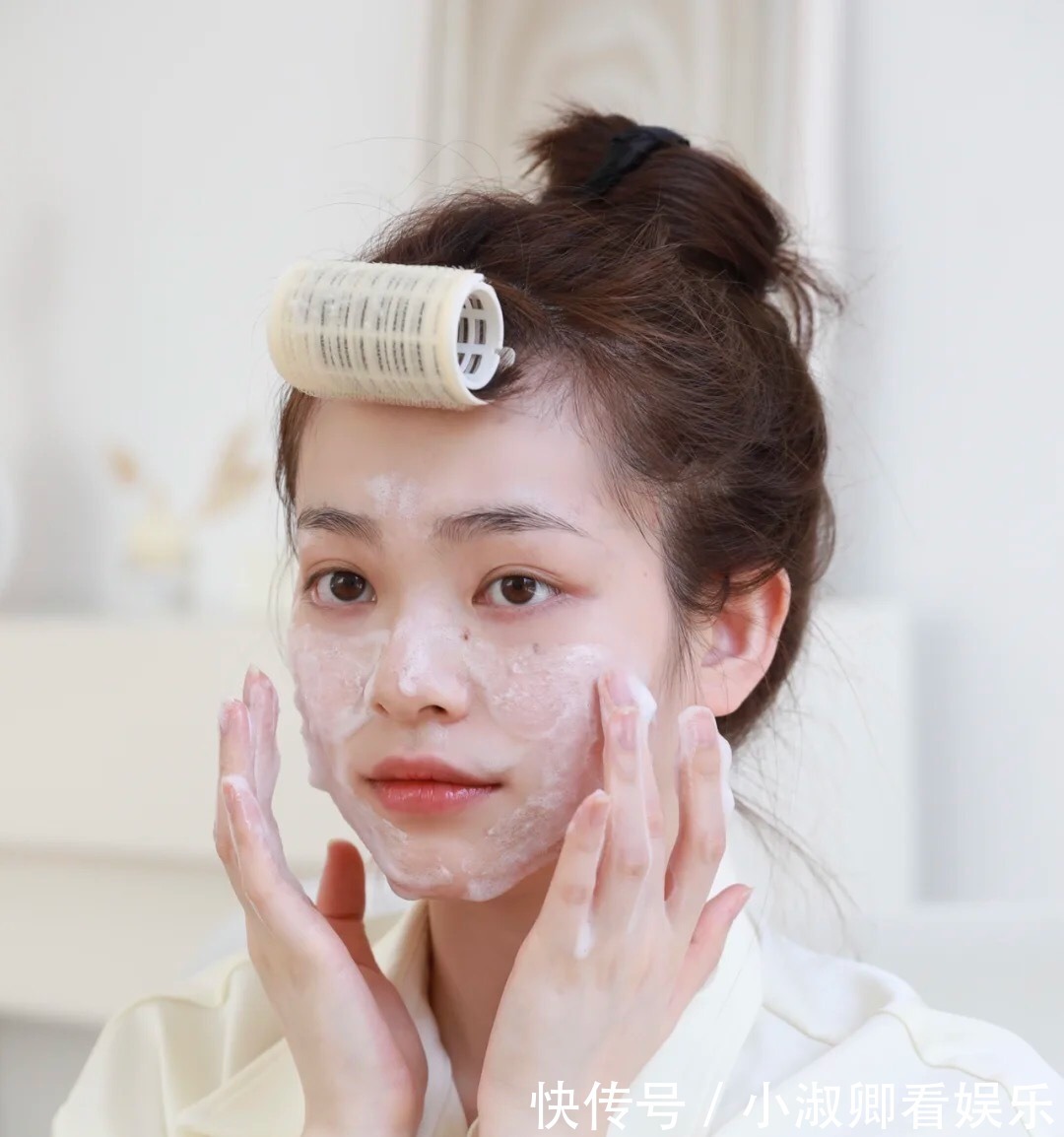 小技巧|普通女孩悄悄变美的4个小技巧,坚持下去,开学“逆袭”做校花