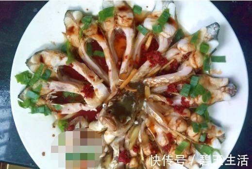 孔雀开屏|家人聚餐，这道家常蒸菜，蒸一蒸，8分钟上桌，鲜美到流口水