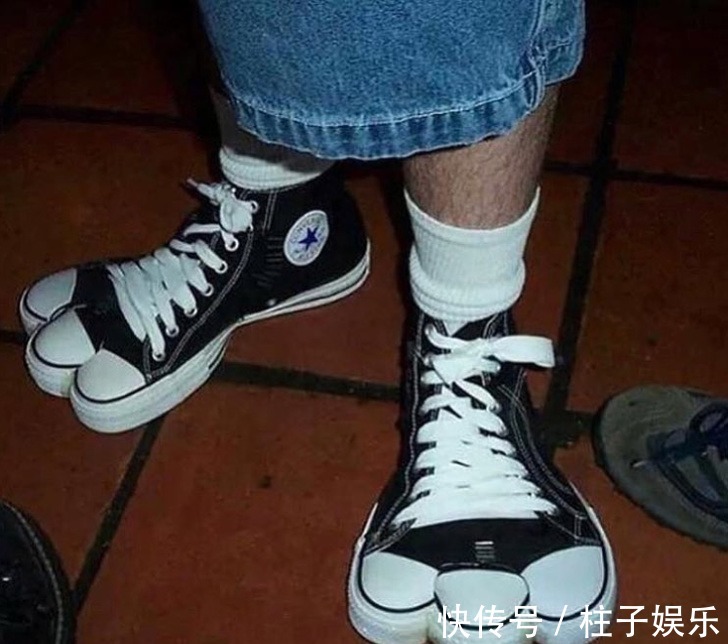 |12个搞笑的设计,设计师你过来,我们聊一聊!