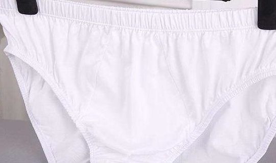 内裤上有黄色,怎么洗都洗不掉,是什么原因?答案或许超乎你想象