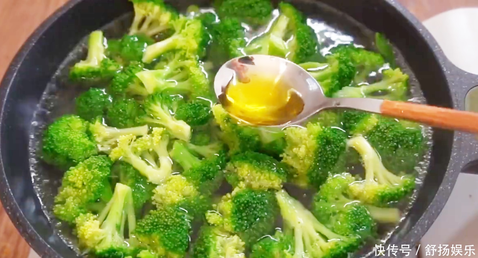 掉秤凉拌西兰花，小仙女身材无敌必备餐，厨房小白也会做