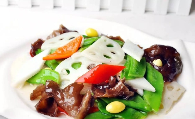 红枣|建议中老年入秋少吃肉,若不差钱多吃这5种食物,营养高好吸收