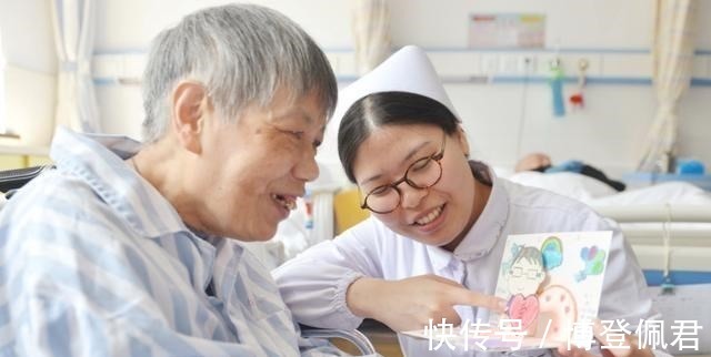 难处|第一批“独生子女”现状如何?过来人都懂,“421”家庭的难处