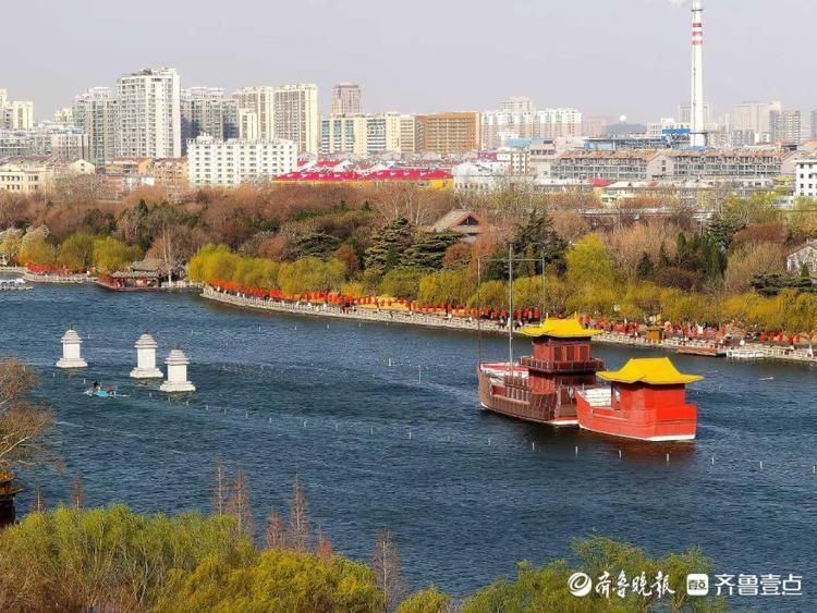 一城山色半城湖！超然楼上大明湖美景尽收眼底