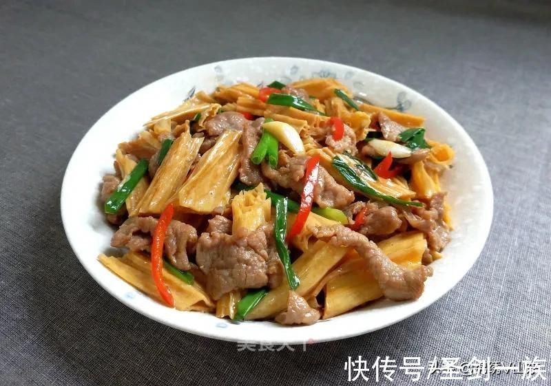 好吃又实惠的14道家常菜，大开你的味蕾，让嘴巴直呼过瘾的菜哦
