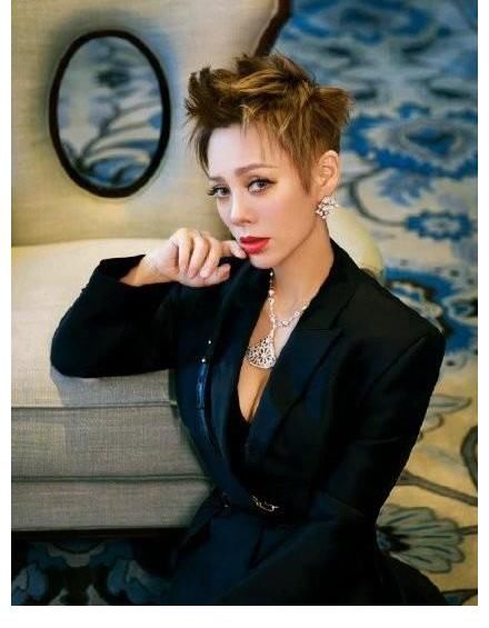 《披荆斩棘的哥哥》迎来成团总决赛,网友:后期终于可以放假了