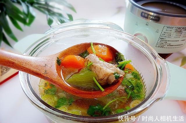 滋补|入冬了,多给家人做这汤,简单省事,双重滋补,应季而食温暖过冬