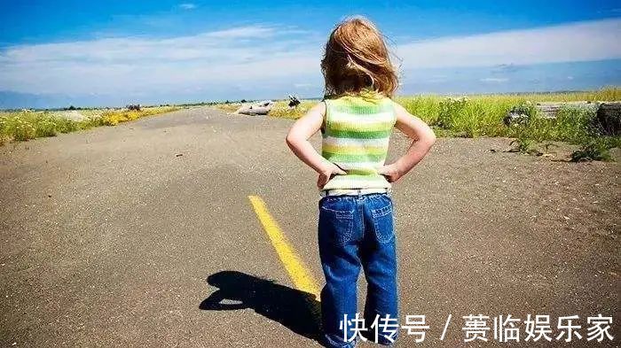 宝妈|需要哄睡的宝宝,和自己入睡的宝宝,长大后影响的不止是智力