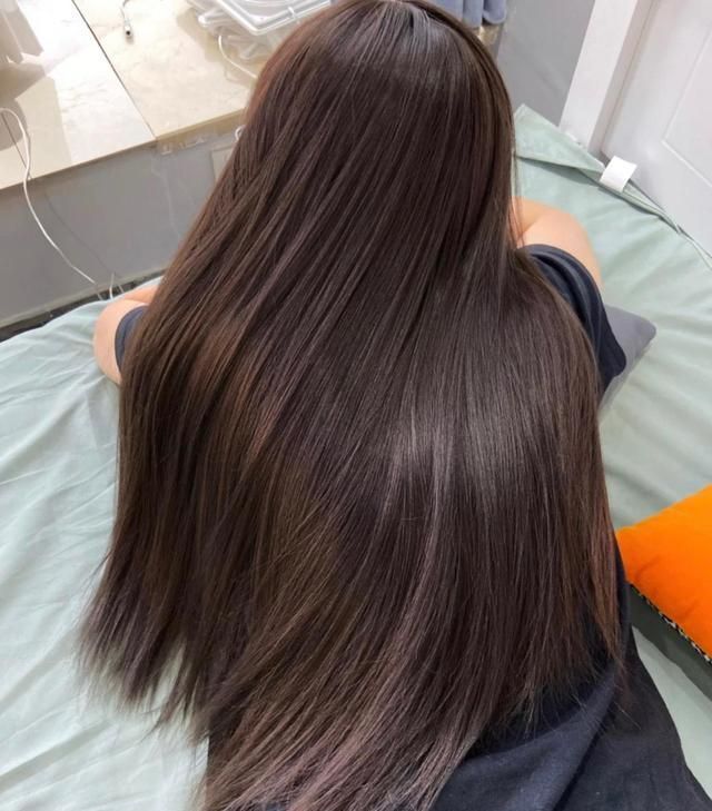 干枯|4个洗头小技巧,让你远离毛躁干枯,气质高级有女人味!