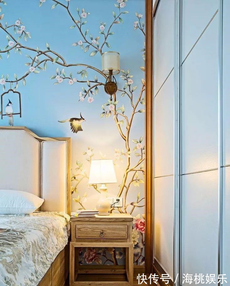 书房|135平四居室,原木中式风格,文化石电视墙,又增添了些野性美