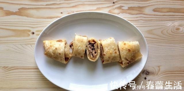 早餐别太抠门，孩子连吃这饼3天都不腻，北方朋友看着就有食欲