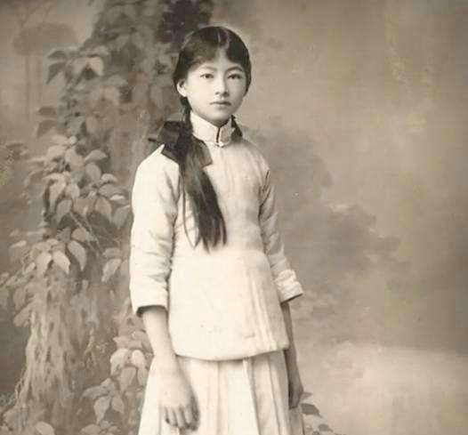 陆小曼@陆小曼和林徽因究竟谁更美?一个古典,一个摩登,你觉得谁更美