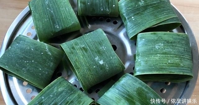 粽叶不要包粽子了,教你懒人做法,软糯香甜,比粽子简单又好吃