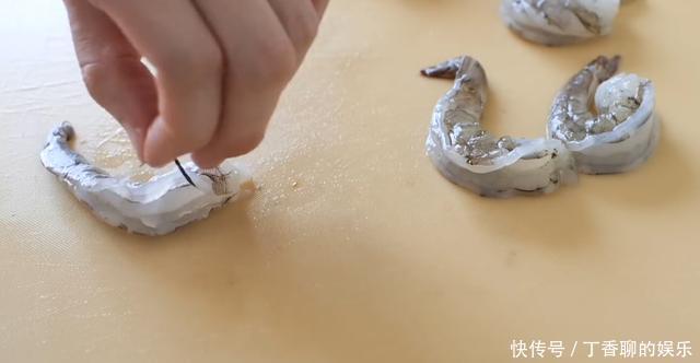 秋天|秋天,这碗意面要多吃,营养极高,自己做一盘不到20元