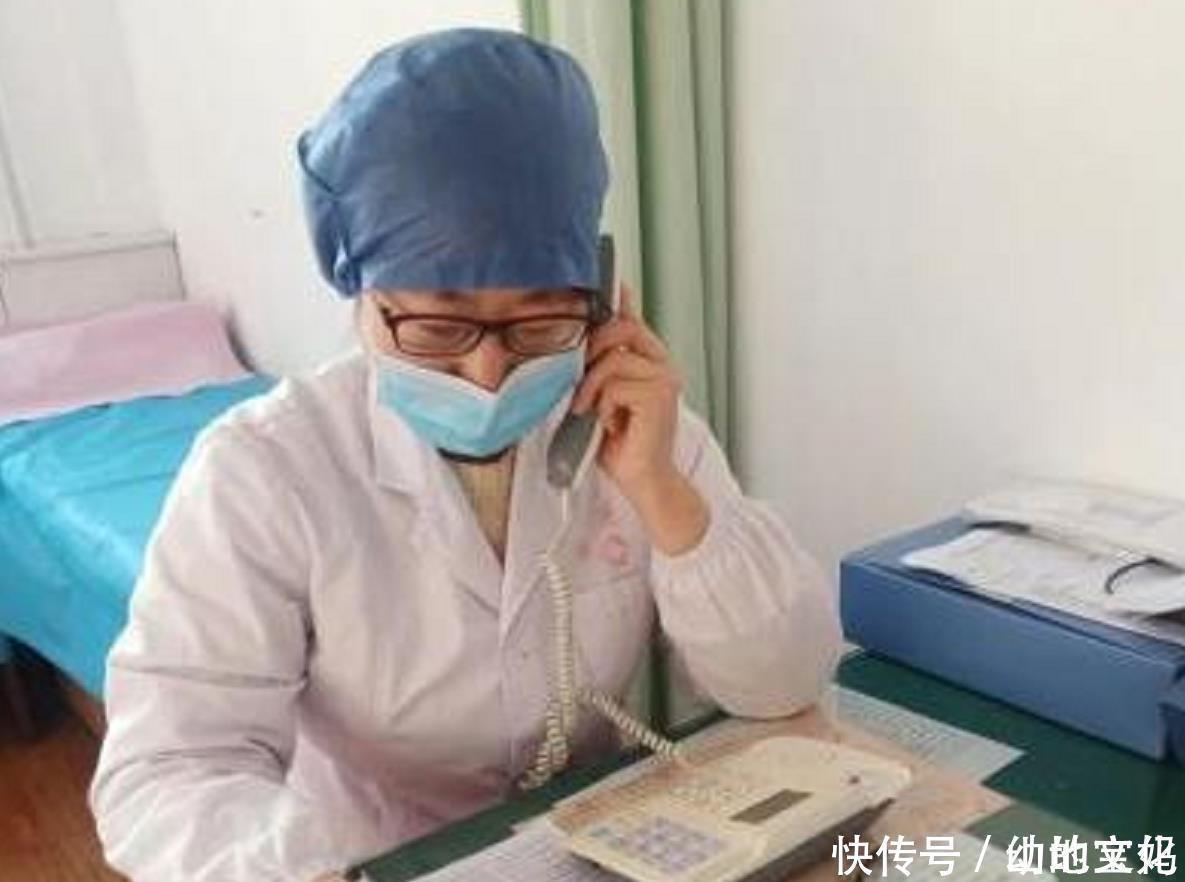 医生|孩子高烧医院排队400号,医生只顾打私人电话,网友:自作自受