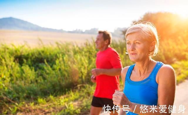 锻炼|中老年人骑车锻炼好,还是跑步好?