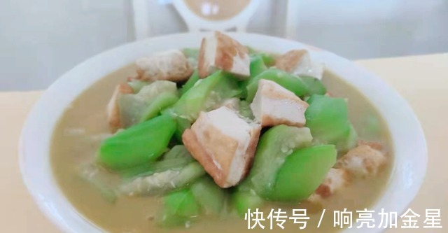 切块|豆腐和它是绝配,切块一煎再一炖,软嫩鲜美好消化,天天吃都不腻!
