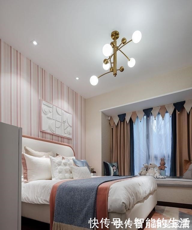 线条感|大平层的现代轻奢风设计高级灰碰上爱马仕橙的惊艳!