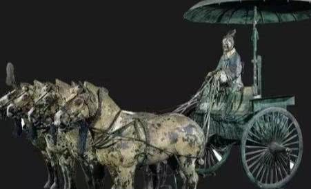 设计|秦始皇铜车马上的那把伞,才是最为逆天的设计