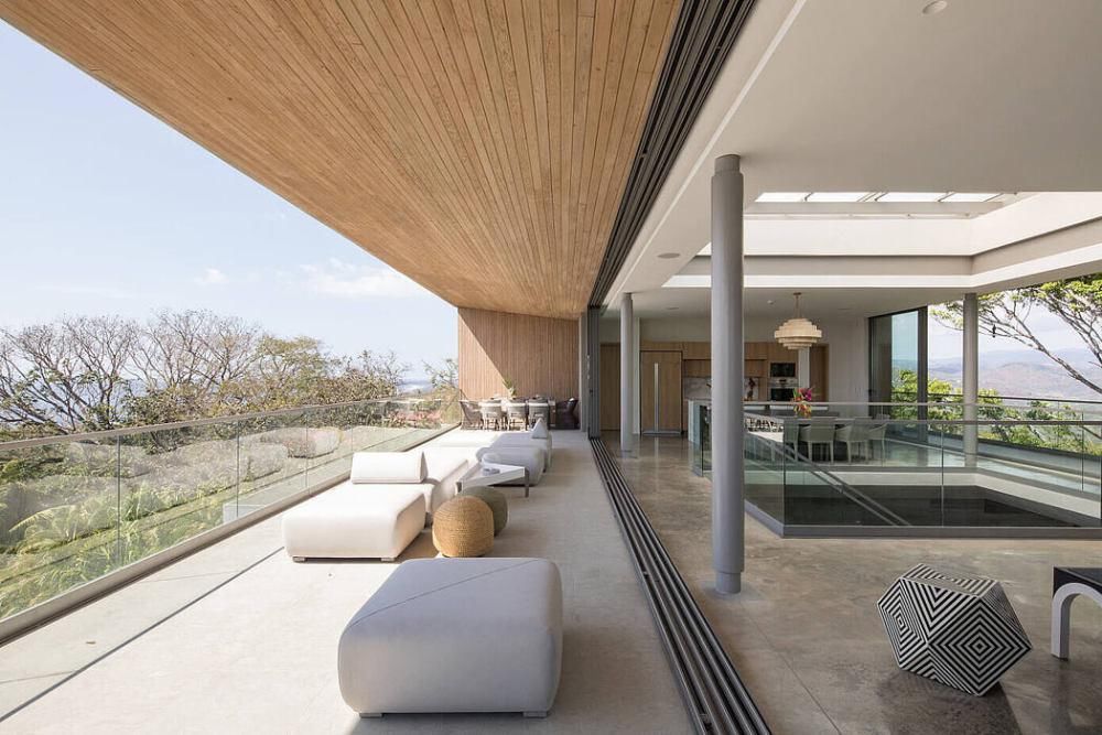 中薪|一边是大海,一边是山景,持续增强体验的舒适美景!