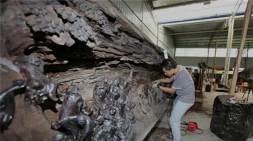 根雕|他花50万造根雕500罗汉,土豪欲100万买下却反悔,如今放仓库长毛