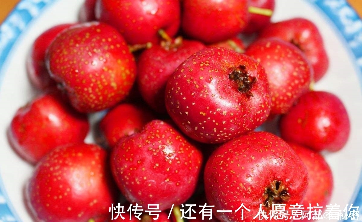 心火|心火过旺的5个表现，多吃4种食物，不失眠、不便秘、睡得香