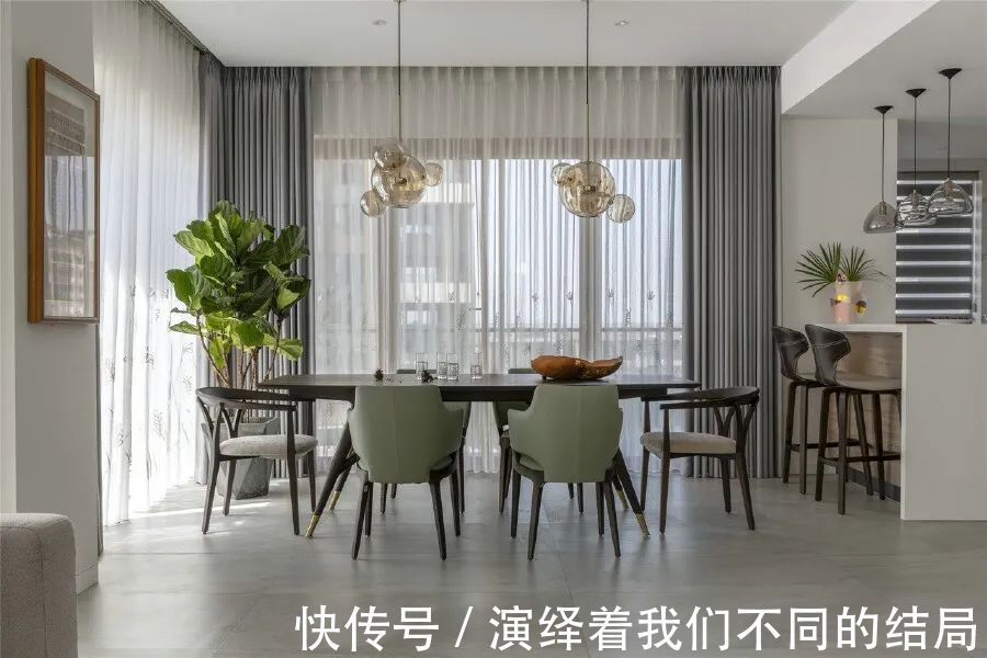 装饰画|210㎡现代简约，挖去墙角、以圆弧取代，让生活更圆滑自在
