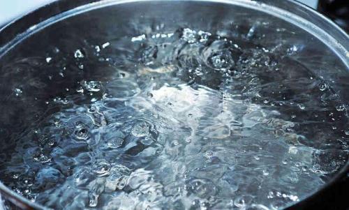 亚硝酸盐|这5种隔夜食物不要吃,赶紧告诉爸妈,宁愿浪费也别把自己吃坏了