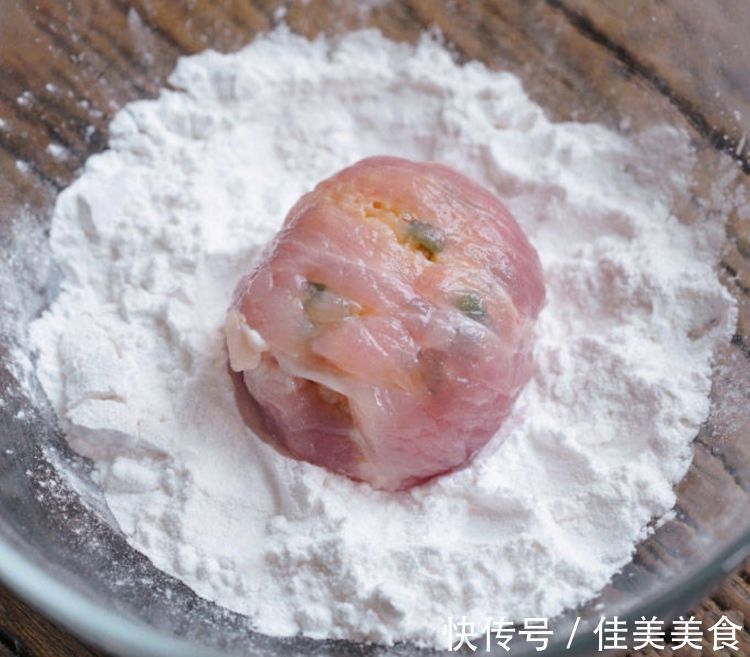 米饭|剩米饭的又一新吃法,带到单位吃同事都投来羡慕的眼光
