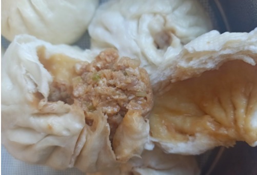 和面|包子怎么做才好吃?教你调馅小技巧,出锅蓬松宣软,个个皮薄馅大