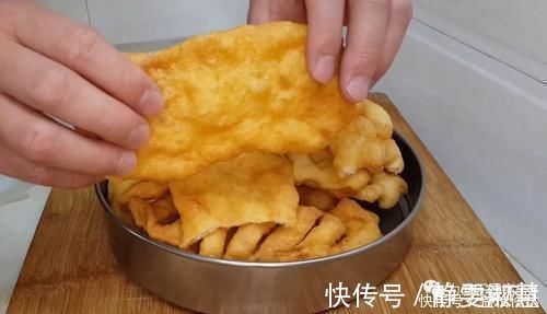 早餐别再烙饼了，加2个鸡蛋，外皮焦脆又松软，比鸡蛋饼油条好吃