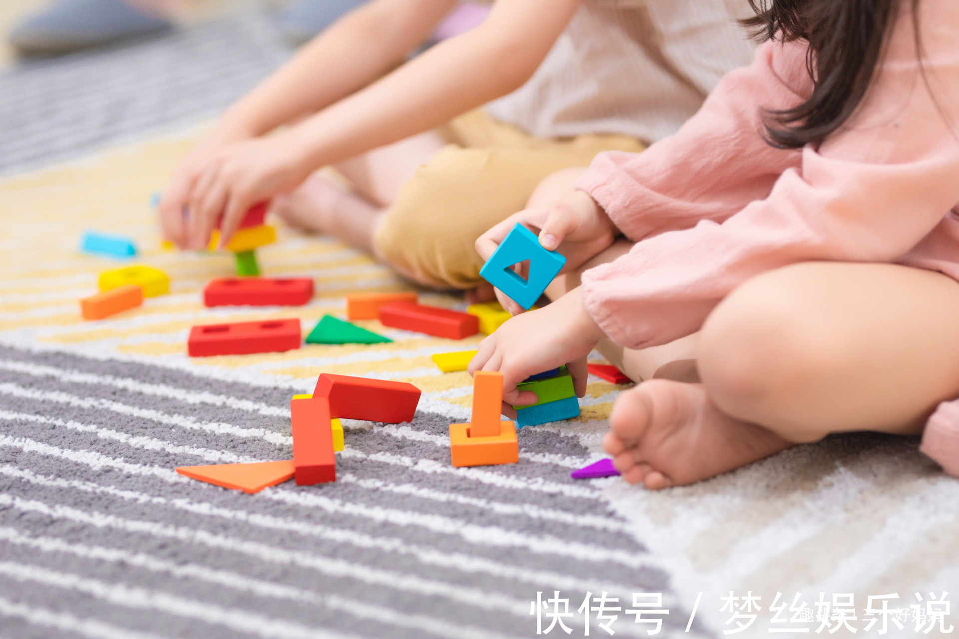 图书|人的智慧在手中,精细动作对孩子大脑发育很重要,7个游戏练起来